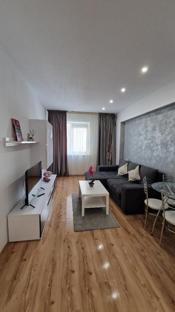 Rin Grand Sofmed Appartement Boekarest Buitenkant foto